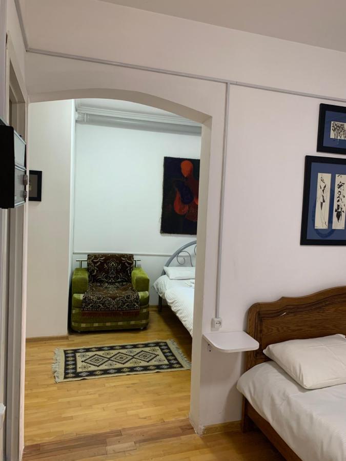 In The Center Of The City 2Rooms Tbilisi Luaran gambar